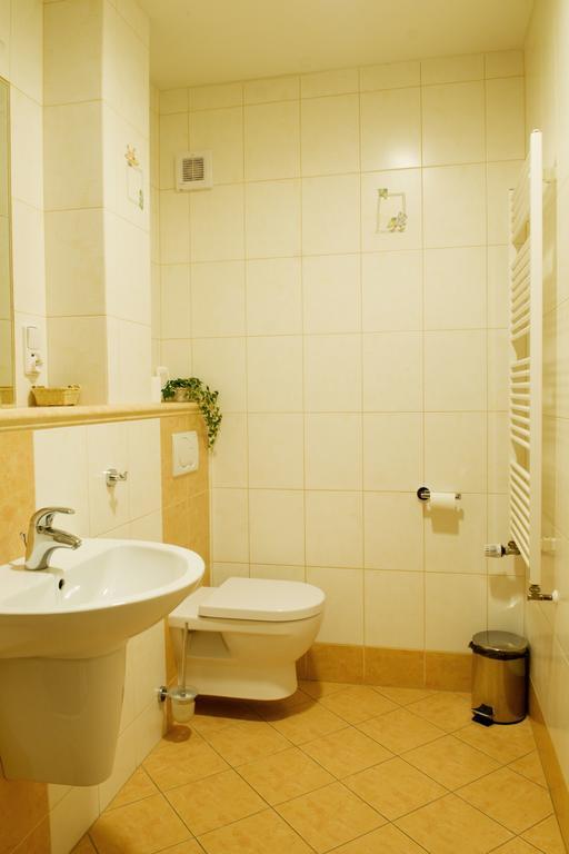 Hotel Bohemia Jicin Quarto foto